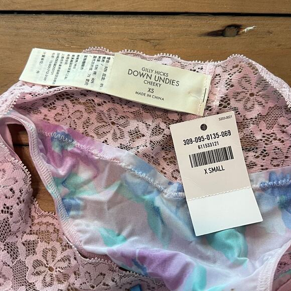 Hollister Panties XS NWT - Picture 2 of 3